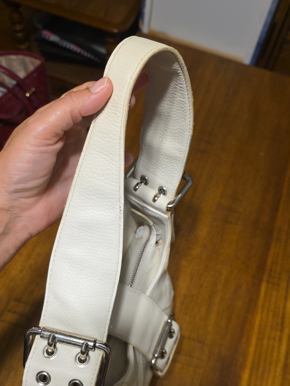 Furla Vintage grained leather hobo shoulder bag - Picture 11 of 16